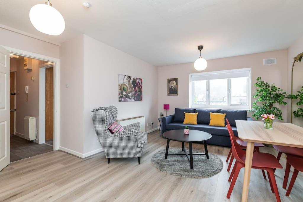Fully Refurb Drogheda Apt5 2Nd Floor Ngoại thất bức ảnh